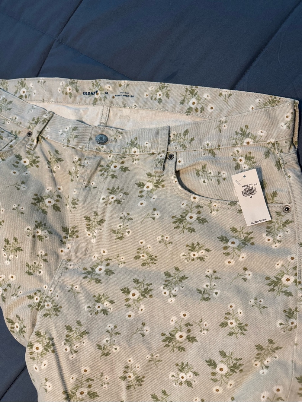 Old Navy Women’s High-Rise Baggy Wide Leg Floral Jeans